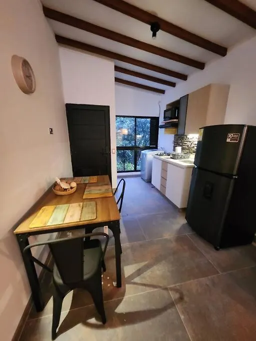 Apartaestudio En El Poblado Medellín Daire